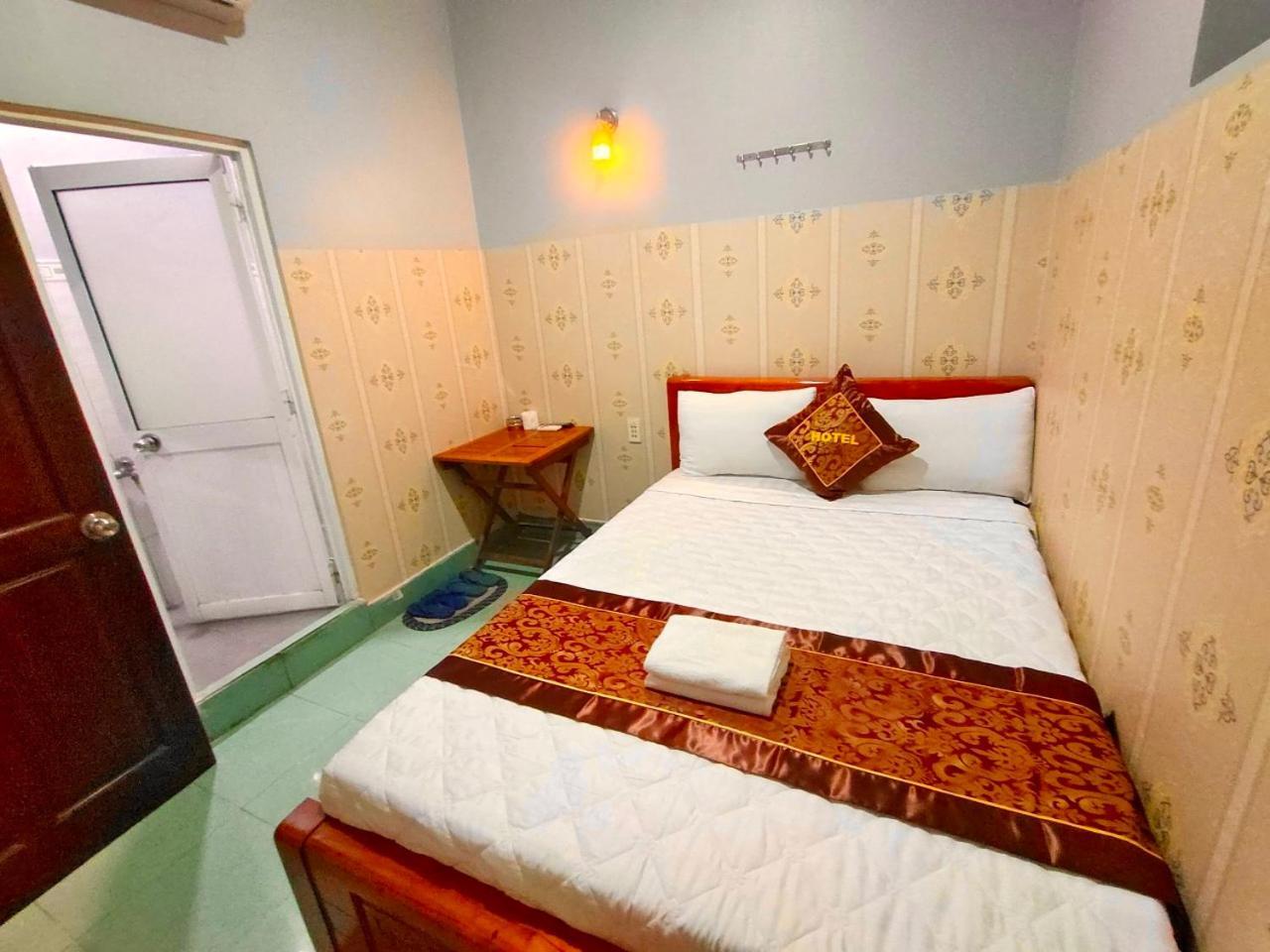 Nhu Quynh Hotel Hcm โฮจิมินห์ซิตี้ ภายนอก รูปภาพ