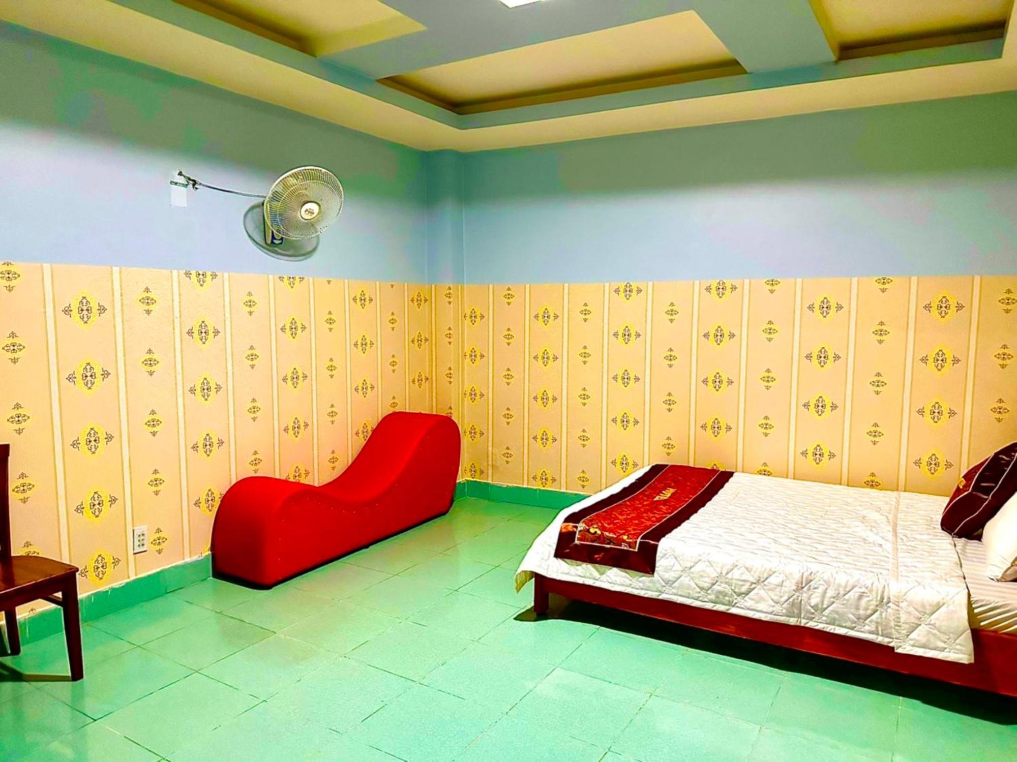 Nhu Quynh Hotel Hcm โฮจิมินห์ซิตี้ ภายนอก รูปภาพ
