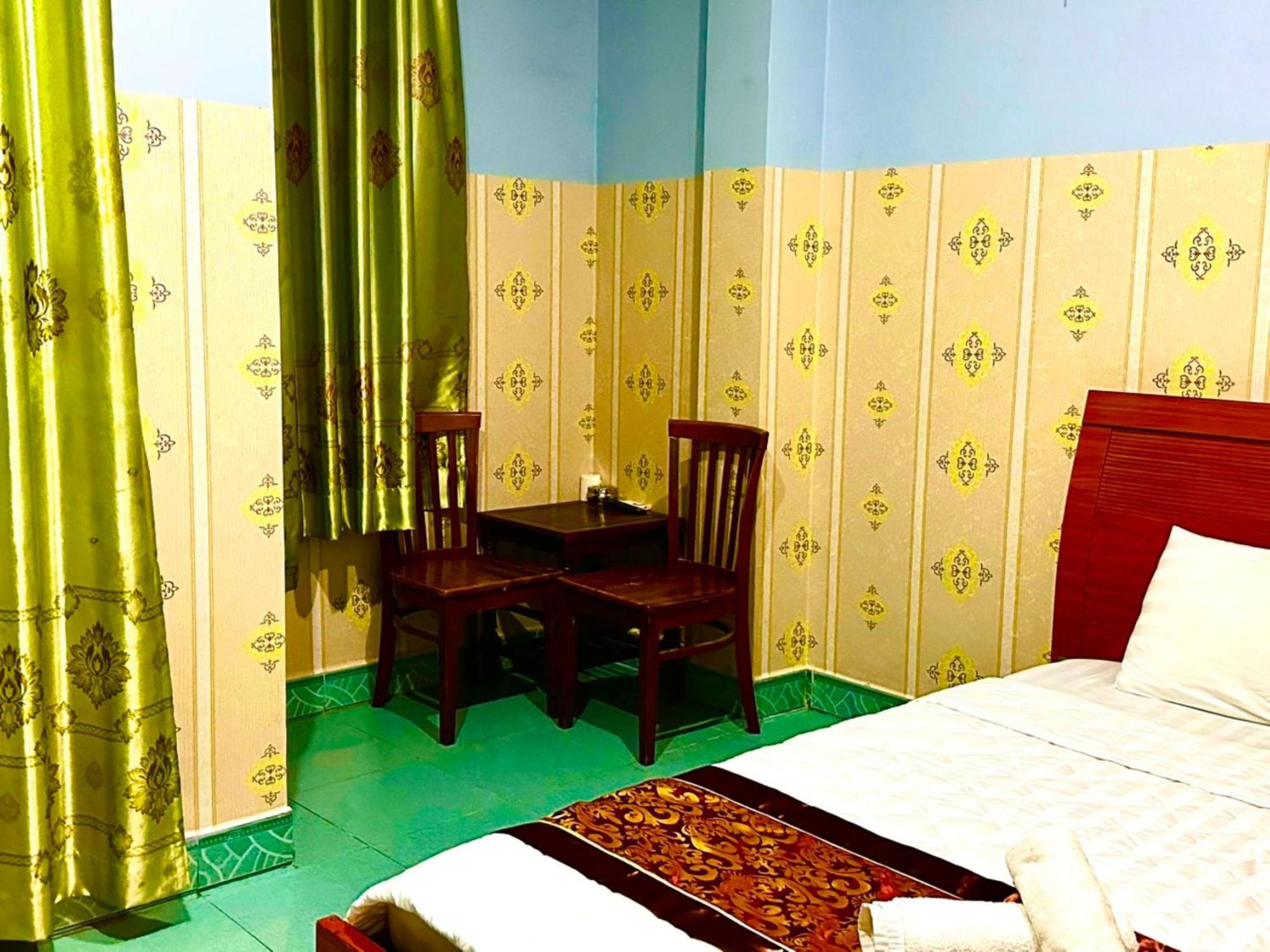 Nhu Quynh Hotel Hcm โฮจิมินห์ซิตี้ ภายนอก รูปภาพ
